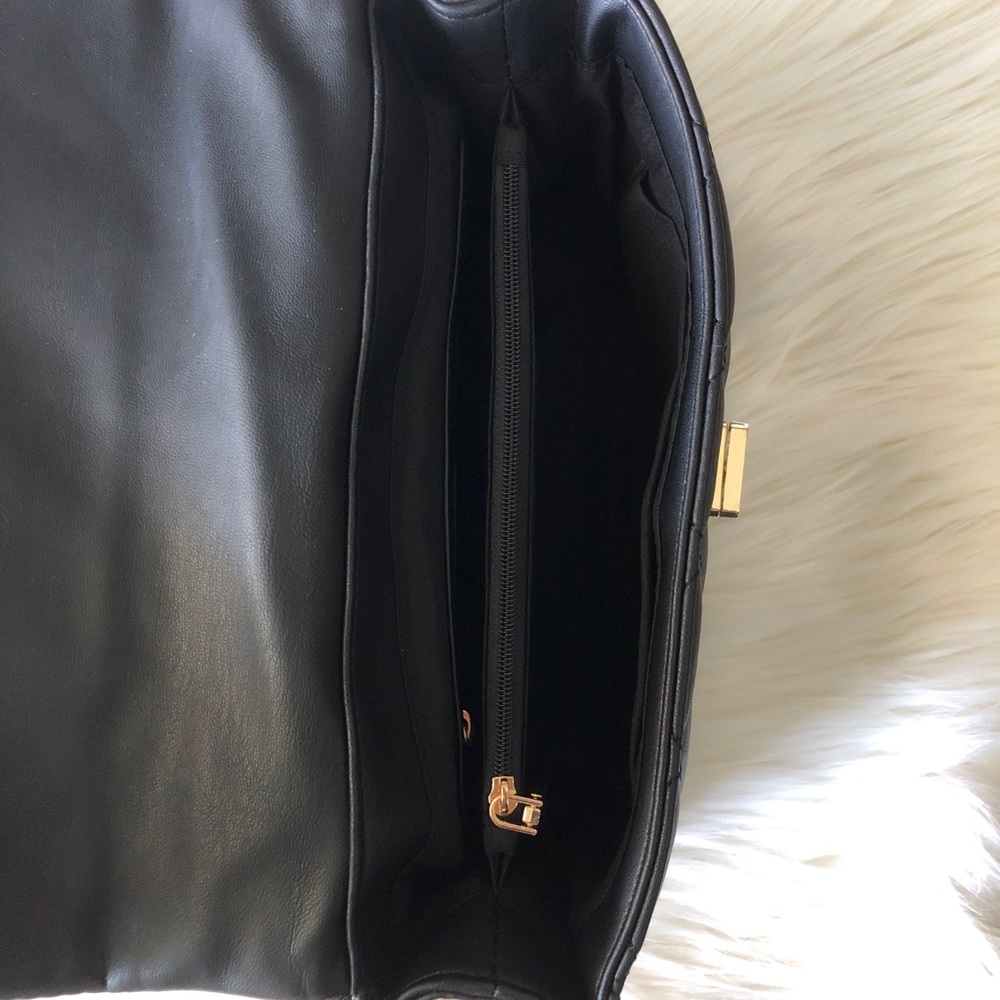 Badgley Mischka Quilted Vegan Leather Purse - Picture 3 of 12